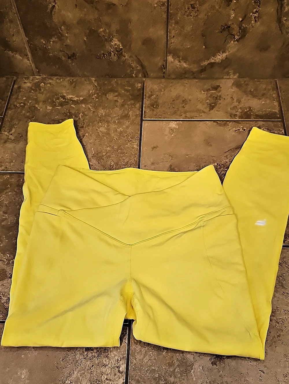 Fabletics Oasis PureLuxe High-Waisted Crossover Legging Oasis Crossover Leggings